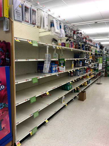 Grocery Store «Super Stop & Shop», reviews and photos, 20 Washington Ave, Dumont, NJ 07628, USA