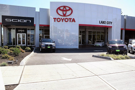 Toyota Dealer «Toyota of Lake City», reviews and photos, 13355 Lake City Way NE, Seattle, WA 98125, USA