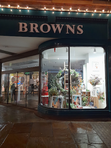 Comments and reviews of Molton Brown York