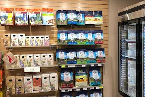 Global Pet Foods Cambrian image
