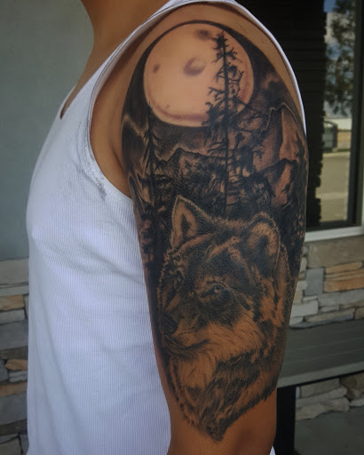 Explore dad tattoo ideas, creative tattoo ideas in Bakersfield, available at CLASSIC STANDARD TATTOO CO.