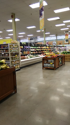 Grocery Store «Sunnyway Foods Market», reviews and photos, 212 N Antrim Way, Greencastle, PA 17225, USA