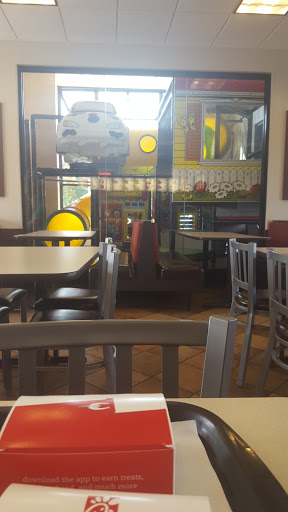 Fast Food Restaurant «Chick-fil-A», reviews and photos, 6416 Carlisle Pike #3500, Mechanicsburg, PA 17050, USA