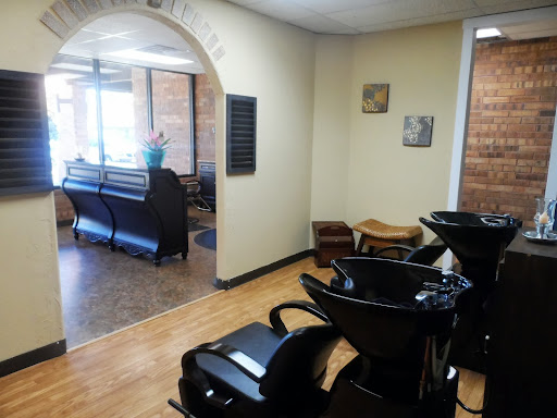 Beauty Salon «Brick House Salon», reviews and photos, 2402 17th St, Greeley, CO 80634, USA