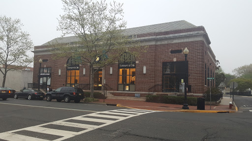 Jewelry Store «Tiffany & Co.», reviews and photos, 105 Broad St, Red Bank, NJ 07701, USA