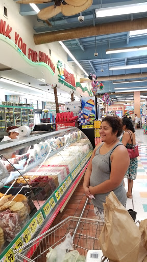 Supermarket «Vallarta Supermarkets», reviews and photos, 21555 Roscoe Blvd, Canoga Park, CA 91304, USA