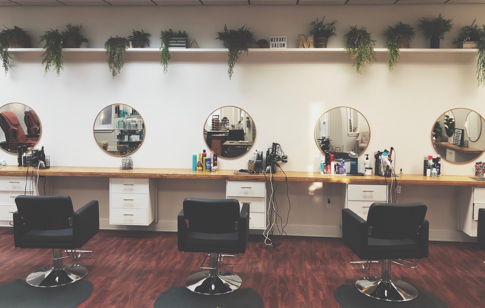 Meraki Salon