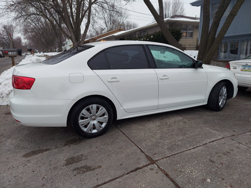 Used Car Dealer «CarMax», reviews and photos, 10315 Hickman Rd, Urbandale, IA 50322, USA