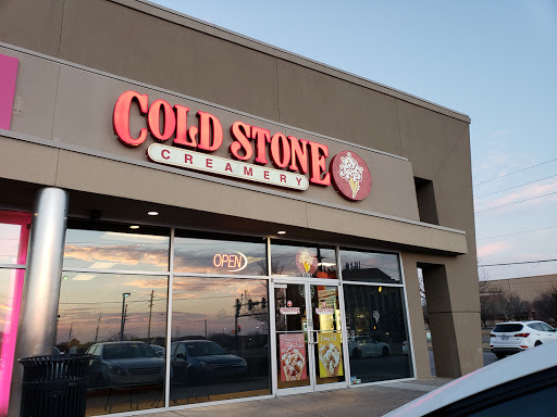 Ice Cream Shop «Cold Stone Creamery», reviews and photos, 3000 N Rock Rd #100a, Wichita, KS 67226, USA