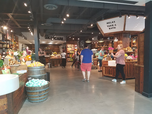 Cosmetics Store «Lush Cosmetics», reviews and photos, 7014 E Camelback Rd, Scottsdale, AZ 85251, USA