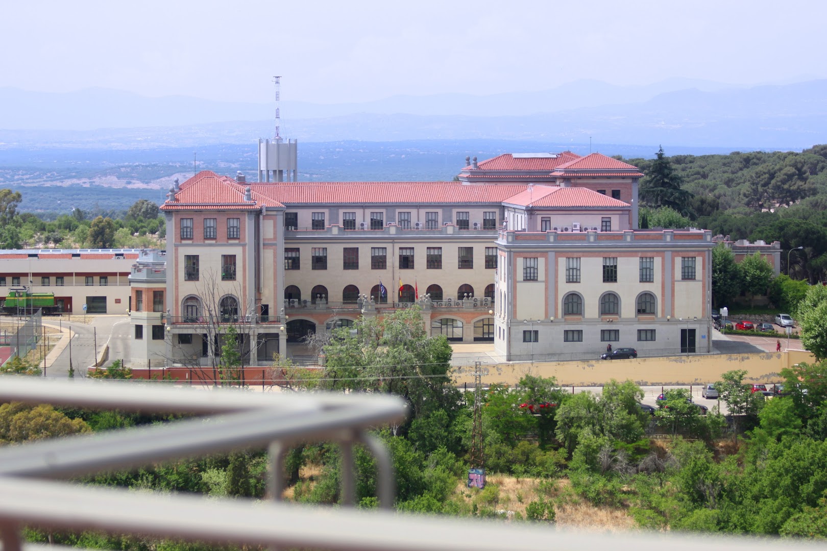 Universidad Nebrija . Campus de la Dehesa de la Villa
