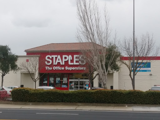 Staples image