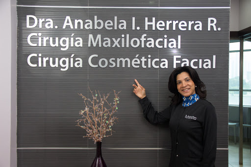 Centro Quirúrgico Facial - Cirugía Maxilofacial Panamá