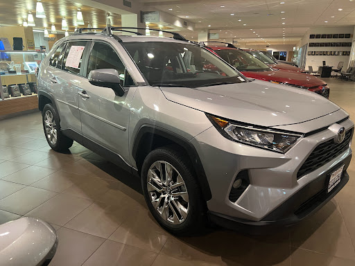 Toyota Dealer «Tustin Toyota», reviews and photos, 36 Auto Center Dr, Tustin, CA 92782, USA