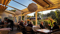 Atmosphère du Restaurant Le Café de La Bourse à Nyons - n°10