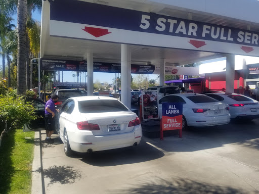 Car Wash «Red Carpet Car Wash», reviews and photos, 6760 Topanga Canyon Blvd, Canoga Park, CA 91303, USA