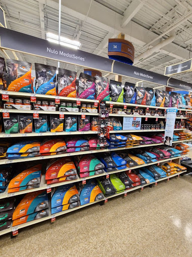 Pet Supply Store «PetSmart», reviews and photos, 98 Providence Hwy, East Walpole, MA 02032, USA