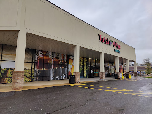 Wine Store «Total Wine & More», reviews and photos, 1451 Chain Bridge Rd, McLean, VA 22101, USA