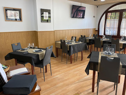 Rey Restaurant - Carrer del Segrià, 1, 25150 Artesa de Lleida, Lleida, Spain