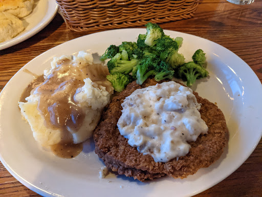 American Restaurant «Cracker Barrel Old Country Store», reviews and photos, 6055 Som Center Rd, Willoughby, OH 44094, USA