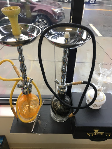 Tobacco Shop «Franklin Smoke Shop», reviews and photos, 24 East Central Street, Franklin, MA 02038, USA