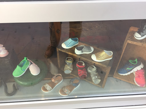 Shoe Store «DNA Footwear Williamsburg», reviews and photos, 133 N 7th St, Brooklyn, NY 11249, USA