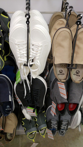 Shoe Store «Crocs», reviews and photos, 15715 S Apopka Vineland Rd, Orlando, FL 32821, USA