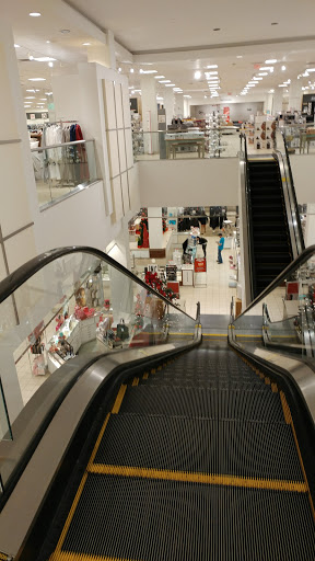 Shopping Mall «Merritt Square Mall», reviews and photos, 777 E Merritt Island Causeway, Merritt Island, FL 32952, USA