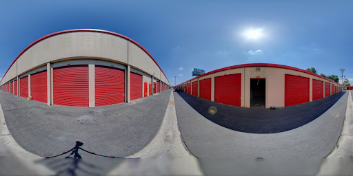 Self-Storage Facility «CubeSmart Self Storage», reviews and photos, 198 W Artesia Blvd, Long Beach, CA 90805, USA
