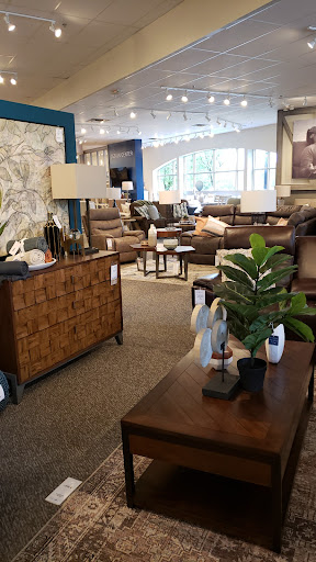 Furniture Store «La-Z-Boy Furniture Galleries», reviews and photos, 7311 Atlas Walk Way, Gainesville, VA 20155, USA