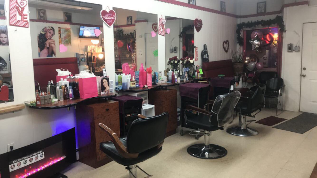 Bertha’s Hair Salon 10940