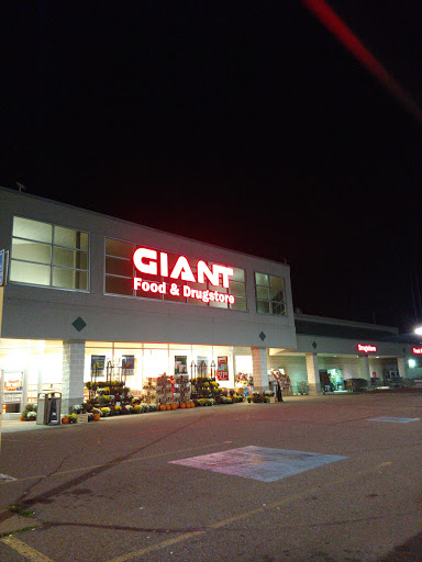 Grocery Store «Giant Food Stores», reviews and photos, 328 Church St, Danville, PA 17821, USA