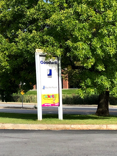 Thrift Store «Goodwill Store & Donation Center», reviews and photos