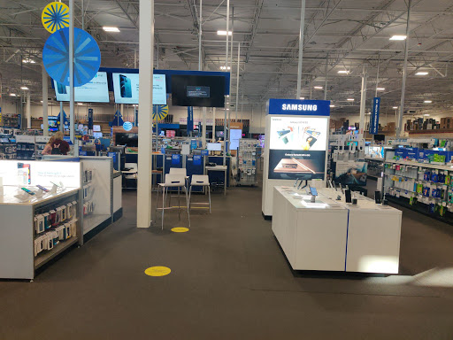Electronics Store «Best Buy», reviews and photos, 2288 E Williams Field Rd, Gilbert, AZ 85295, USA