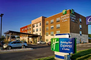Holiday Inn Express & Suites Tulsa NE - Claremore, an IHG Hotel image
