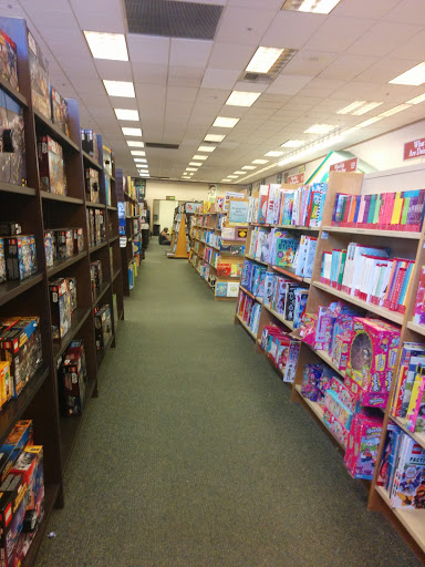 Book Store «Barnes & Noble», reviews and photos, 1091 El Camino Real, Redwood City, CA 94063, USA
