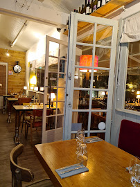 Atmosphère du Restaurant français Le Balaou île de ré La Couarde à La Couarde-sur-Mer - n°2