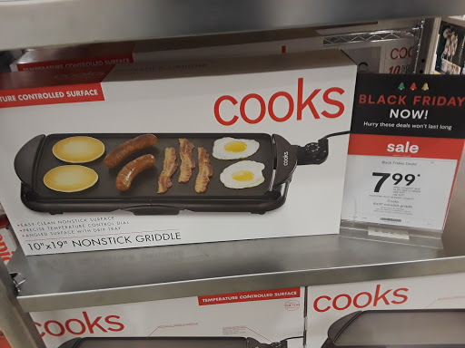 Cosmetics Store «SEPHORA inside JCPenney», reviews and photos, 290 E Via Rancho Pkwy, Escondido, CA 92025, USA