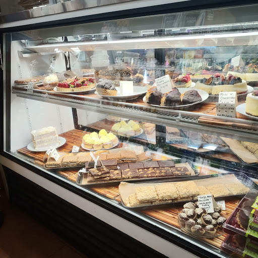 Grocery Store «Harvest Fresh Grocery & Deli», reviews and photos, 251 NE 3rd St, McMinnville, OR 97128, USA