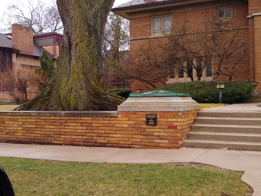 Tourist Attraction «Ernest Hemingway Birthplace», reviews and photos, 339 N Oak Park Ave, Oak Park, IL 60302, USA