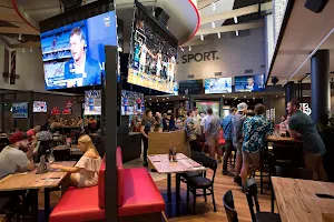 The Sporting Globe Bar & Grill Chermside image