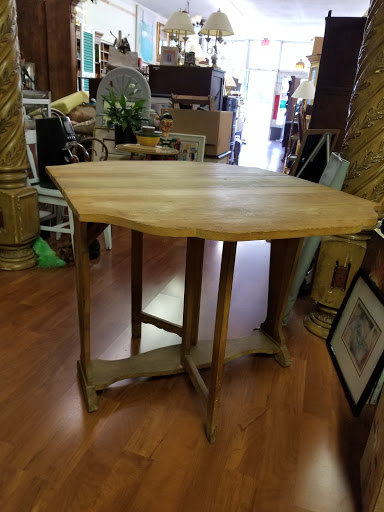 Thrift Store «Taste and See Thrift/Antiques», reviews and photos, 720 NY-25A, Rocky Point, NY 11778, USA