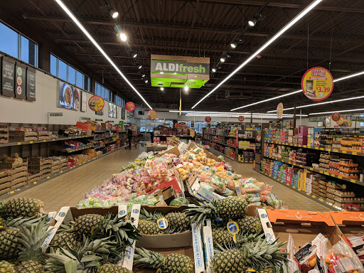 Supermarket «ALDI», reviews and photos, 801 Silver Ln, East Hartford, CT 06118, USA