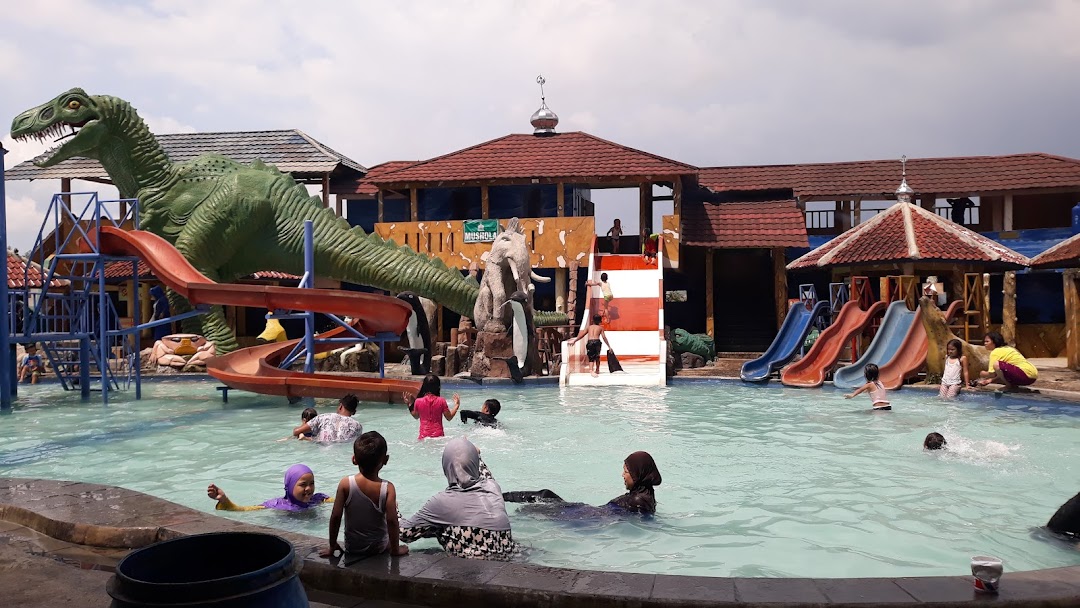 Waterboom Cahaya Abadi