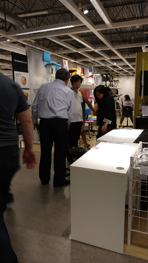 Shopping Mall «Ravenswood Shopping Center», reviews and photos, E Bayshore Rd, Palo Alto, CA 94303, USA