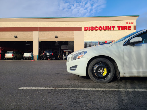 Tire Shop «Discount Tire Store - Beaverton, OR», reviews and photos, 18643 NW Eider Ct, Beaverton, OR 97006, USA