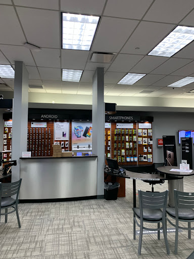Cell Phone Store «Verizon Authorized Retailer – Cellular Sales», reviews and photos, 10289 Ulmerton Rd Suite C, Largo, FL 33771, USA