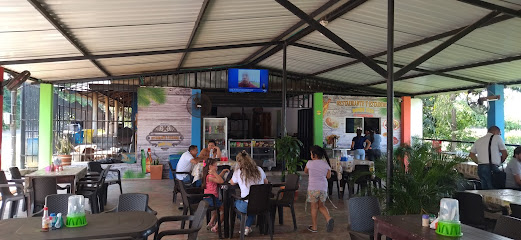 Restaurante y estadero el caleño - Km1 Via, San Luis, Yondó, Antioquia, Colombia