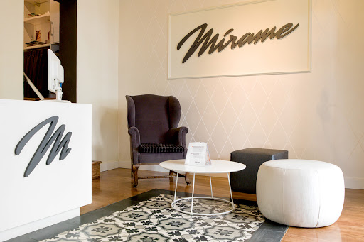 Look at me - Extensions Eyelashes and Eyebrows Design