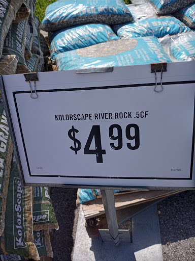 Home Improvement Store «Tractor Supply Co.», reviews and photos, 620 W Broad St, Smithville, TN 37166, USA